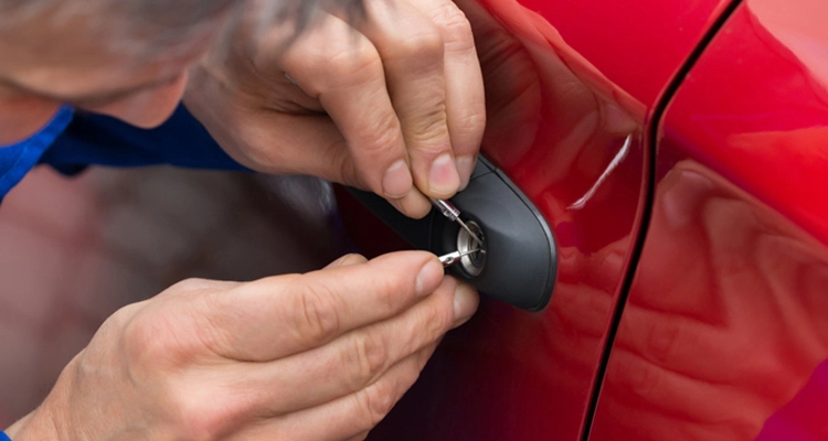 Automotive Locksmith